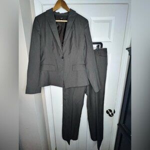 Ann Taylor Women’s 12 Gray Pinstripe Wool Signature Pant Suit 2pc Blazer L